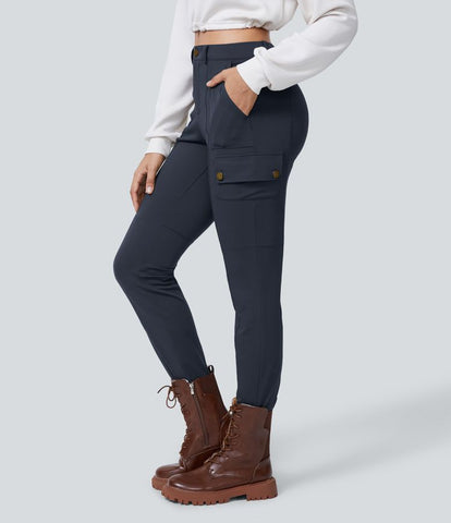 Einfarbige, schmale Wanderhose mit hohem Bund, mehreren Taschen